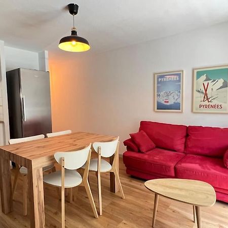 T3 Centre Ville Avec Parking, Balcon Et Wifi. 5P. Cauterets Dış mekan fotoğraf